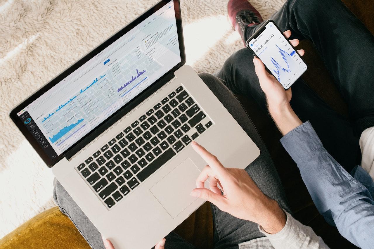 Een Tesla kopen met bitcoins: is het mogelijk? - TopGear