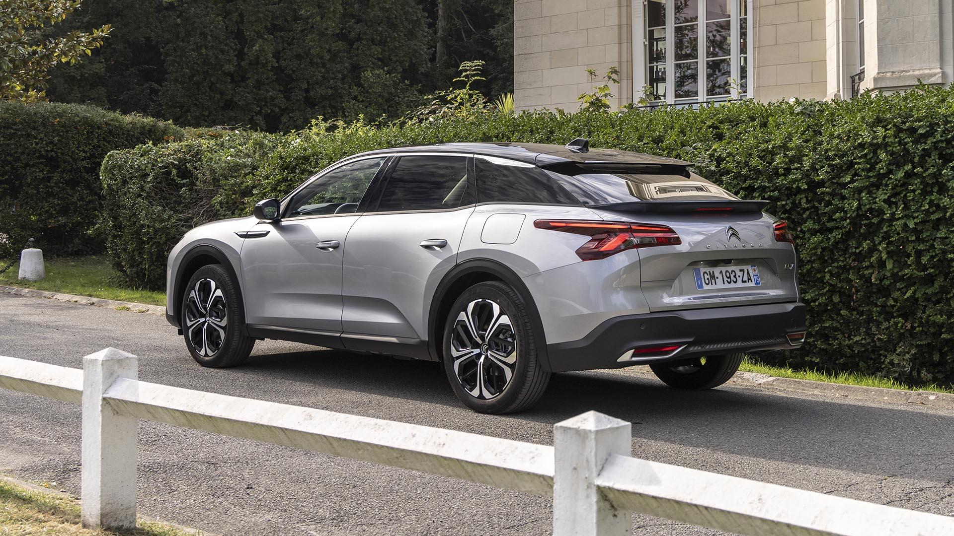 Citroën C5 X PHEV 180 Plus (2024) review en specificaties