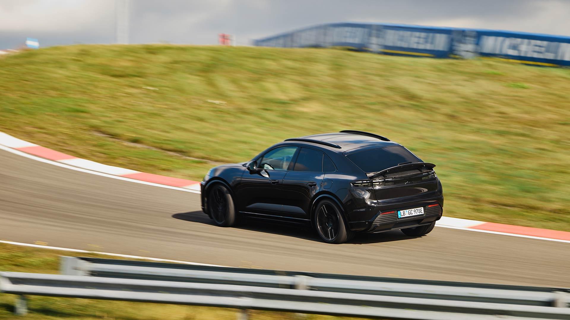 Silentblok, Uchycení Motoru Pravé ENG.3.0,3.6,4.8 PORSCHE CAYENNE 92A 10 15 Macan 95b 14 18 Panamera 970 10 16 Silentblok, Uchycení Motoru Pravé ENG.3.0,3.6,4.8 PORSCHE CAYENNE 92A 10 15 Macan 95b 14 18 Panamera 970 10 16