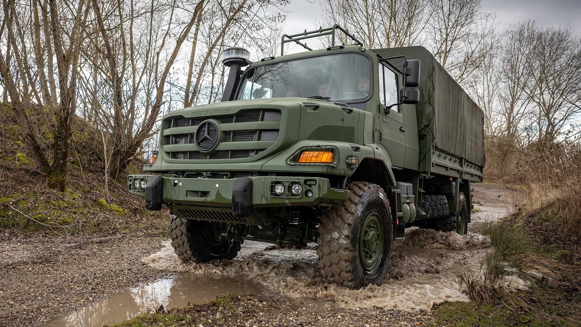 Mercedes Zetros 8x8 is een achtwieler voor het leger