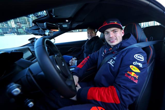 Max Verstappen Neemt Jos Mee Over Zandvoort - TopGear