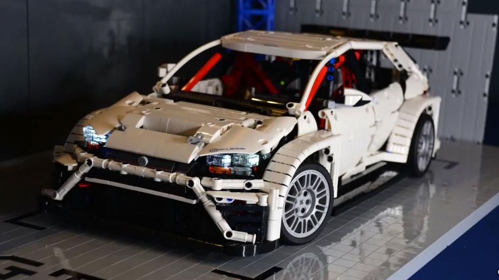 Lego VW Golf GTI TCR gebouwd door een fan