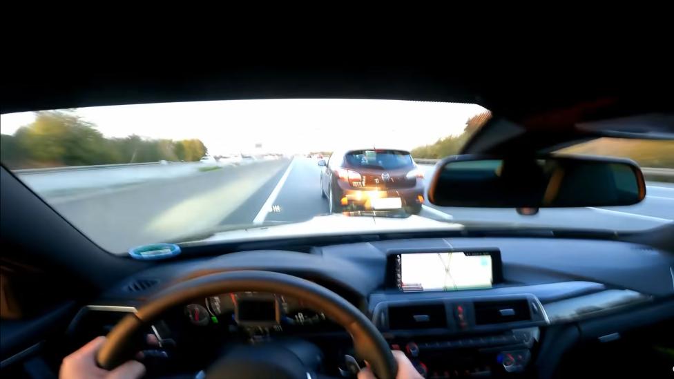 Bijna crash op de Autobahn met 280 km/u