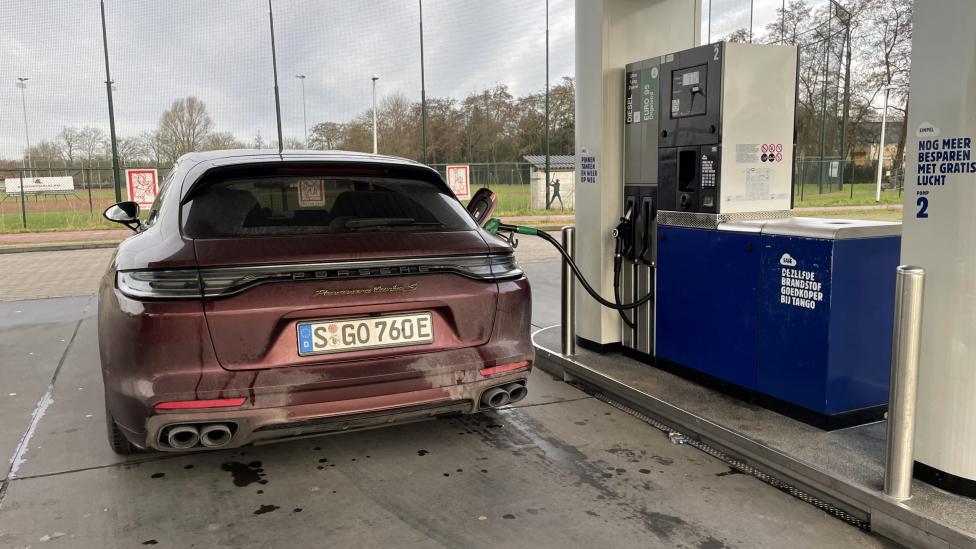Speciale benzine verdwijnt bij Duitse tankstations door nieuwe dieselsoorten