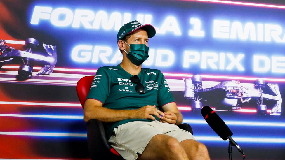 Sebastian Vettel over de snelheidslimiet op de Autobahn