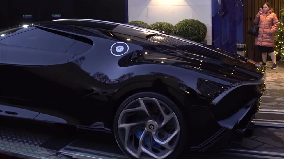 Deze Bugatti La Voiture Noire heeft nutteloze remmen