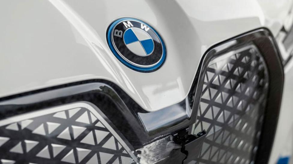 Je leven is een leugen: het logo van BMW is helemaal geen propeller