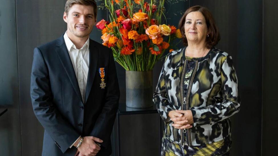 Max Verstappen benoemd tot Officier in de Orde van Oranje-Nassau – maar wat houdt dat in?