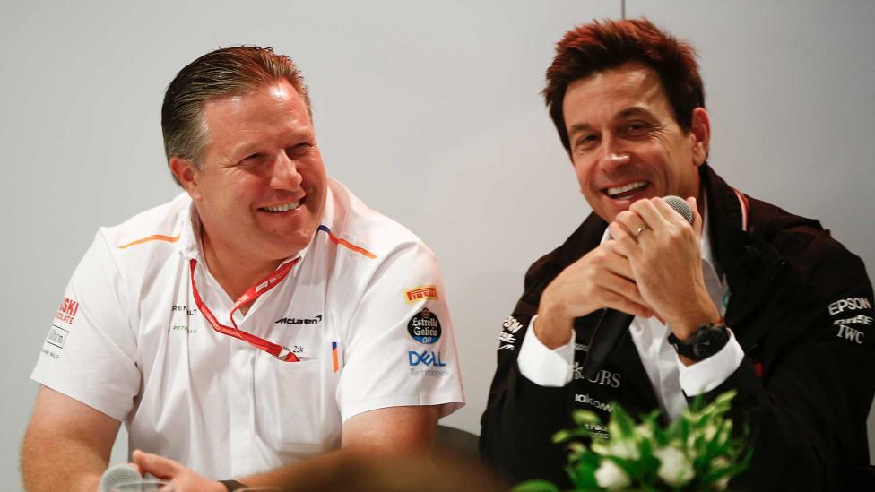 McLaren-teambaas wil zware straffen voor Red Bull en schrijft een brief aan de FIA