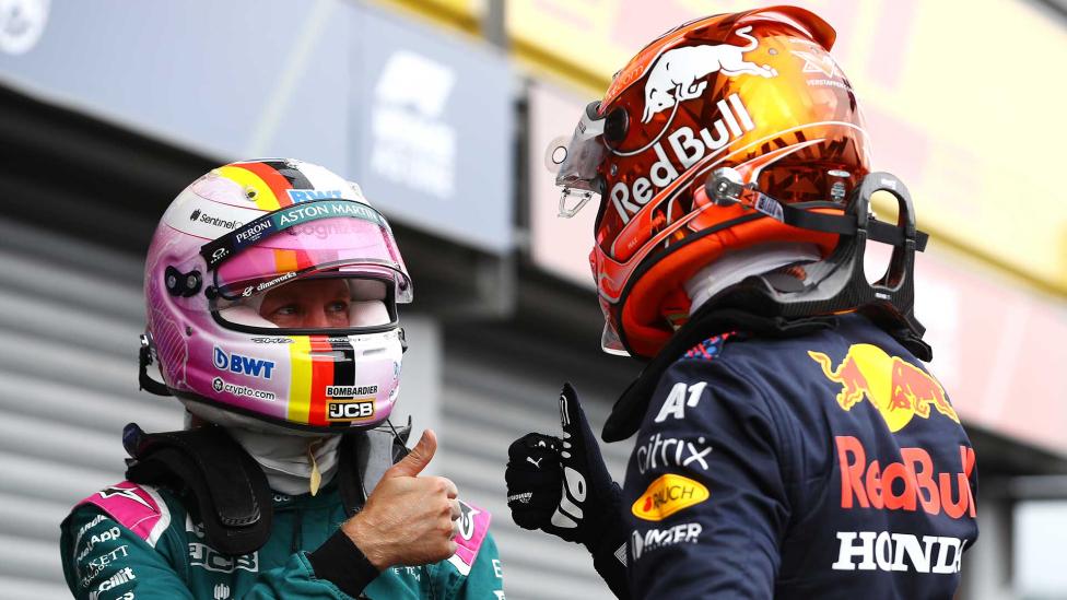 Jij kunt met je hoofd op de allerlaatste F1-helm van Sebastian Vettel staan