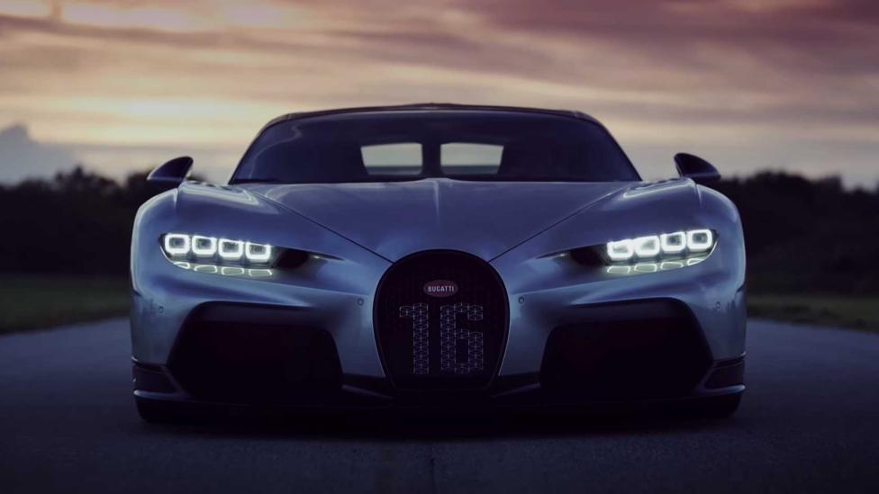 Is de Bugatti Chiron Super Sport sneller dan een Space Shuttle op een landingsbaan?