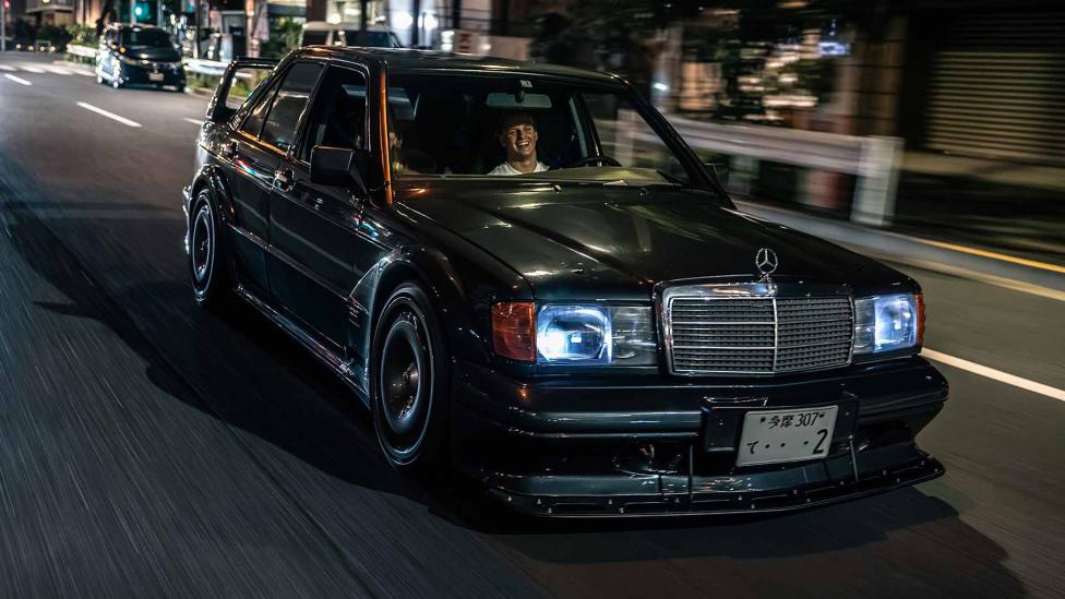 Een nacht in Tokio met Mick Schumacher en een Mercedes 190 E Evo II