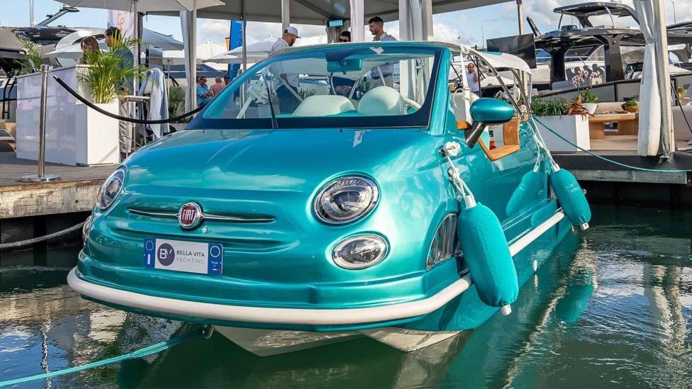 Deze Fiat 500-boot heeft meer vermogen dan een echte 500