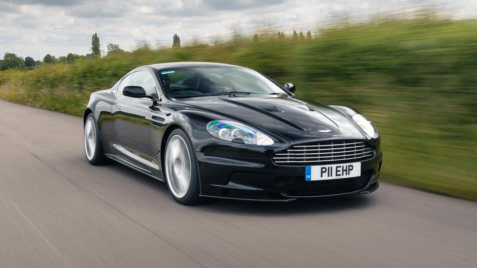 Zo goedkoop (of duur) zijn Aston Martin’s uit James Bond  tegenwoordig