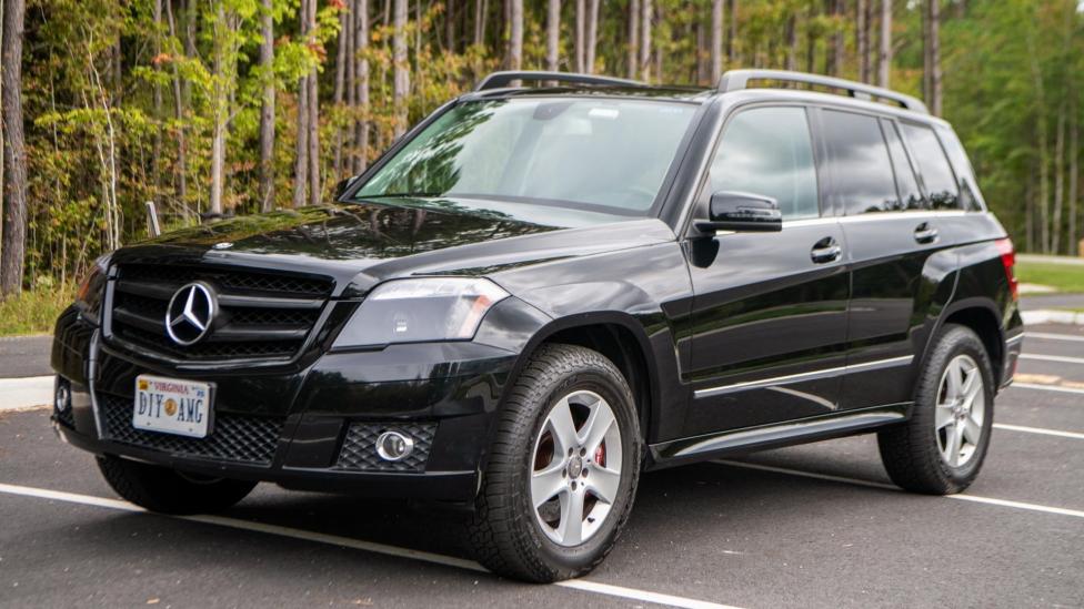 Deze Mercedes GLK is een sleeper met een 5,5-liter V8 onder de kap