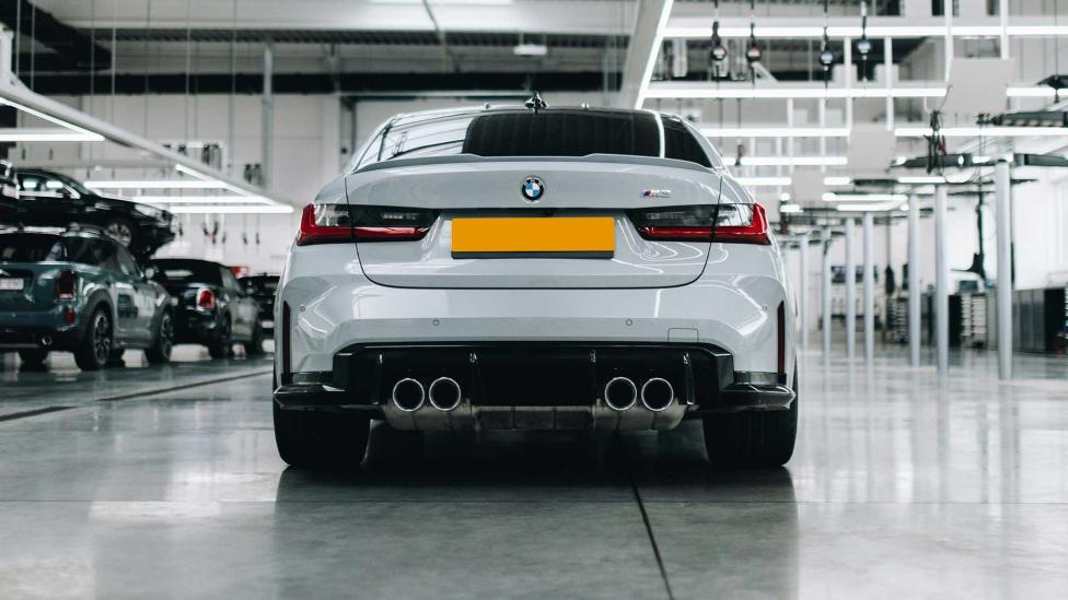 ‘Waarom zou je niet gewoon een nieuwe auto in Duitsland kopen als ze daar veel goedkoper zijn?’