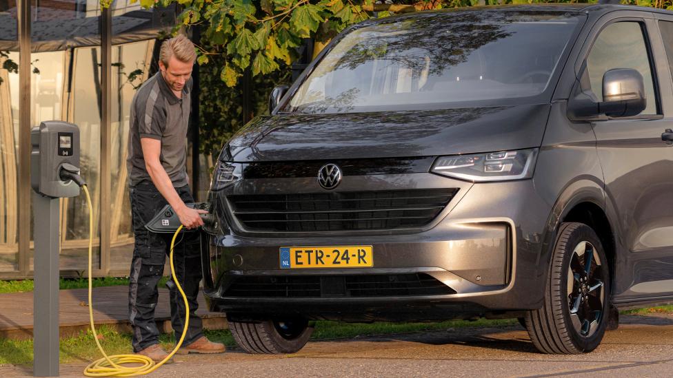Het gaat niet goed met Volkswagen want ze verkopen juist te veel elektrische auto’s