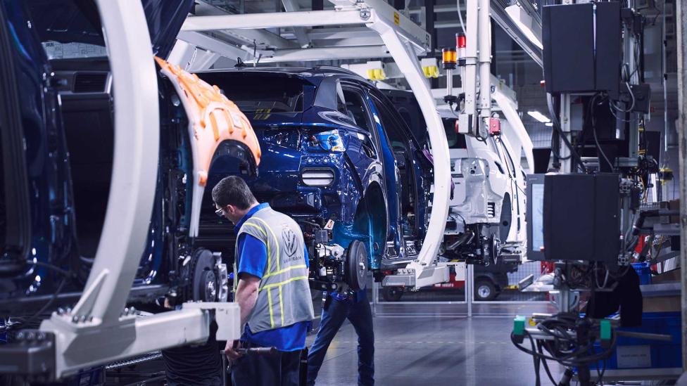 Waarom je bij een gebruikte Volkswagen of Skoda straks goed naar de productiemaand moet kijken
