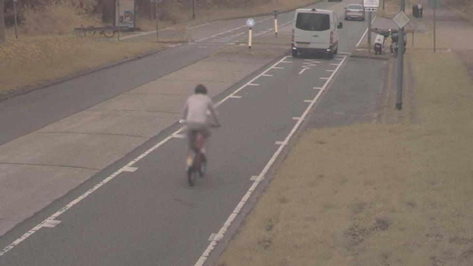 Blijkbaar kun je nu als fietser ook een flitsboete krijgen (in dit geval van 211 euro)