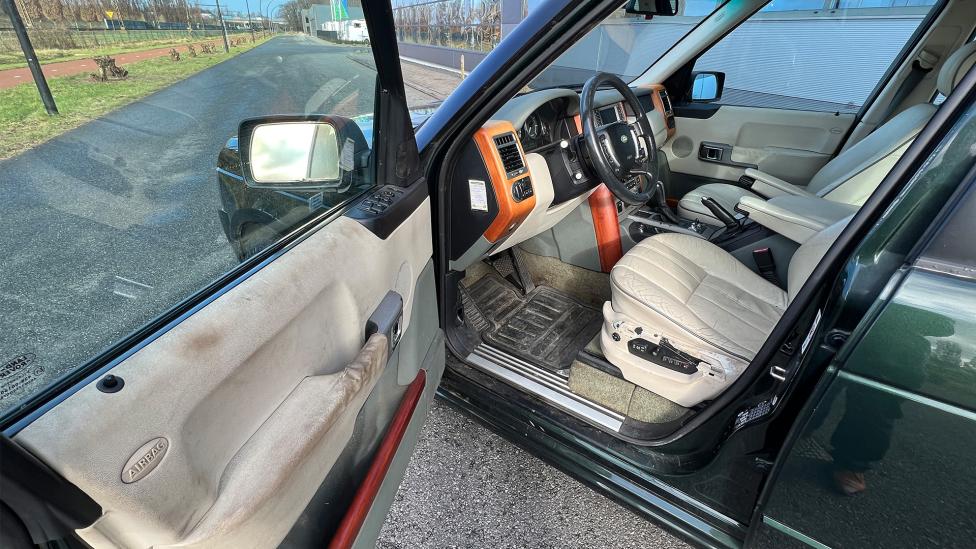 Zo kom je erachter of er gerookt is in een auto (zelfs als ie grondig is schoongemaakt)