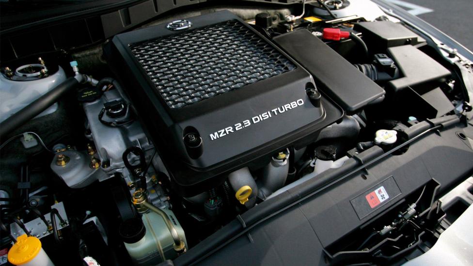Laat die gebruikte BMW 3-serie staan en koop een andere sedan met 260 pk voor slechts 6.000 euro