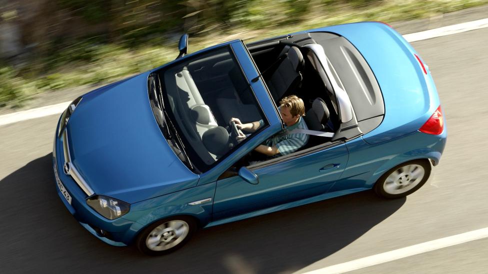Deze zes cabrio’s zijn spotgoedkoop in aanschaf en gebruik (en gewoon in Nederland te koop)