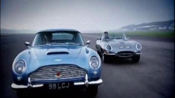 Aston Martin DB5 vs Jaguar E-type