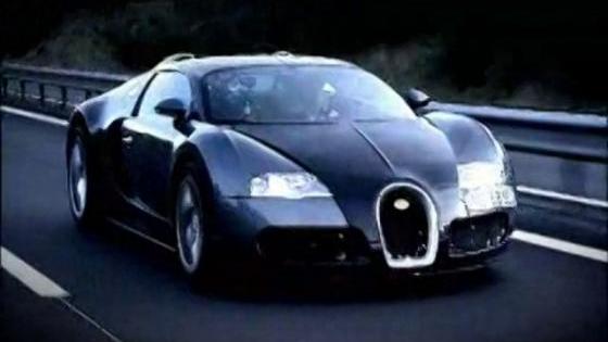 Bugatti Veyron vs vliegtuig