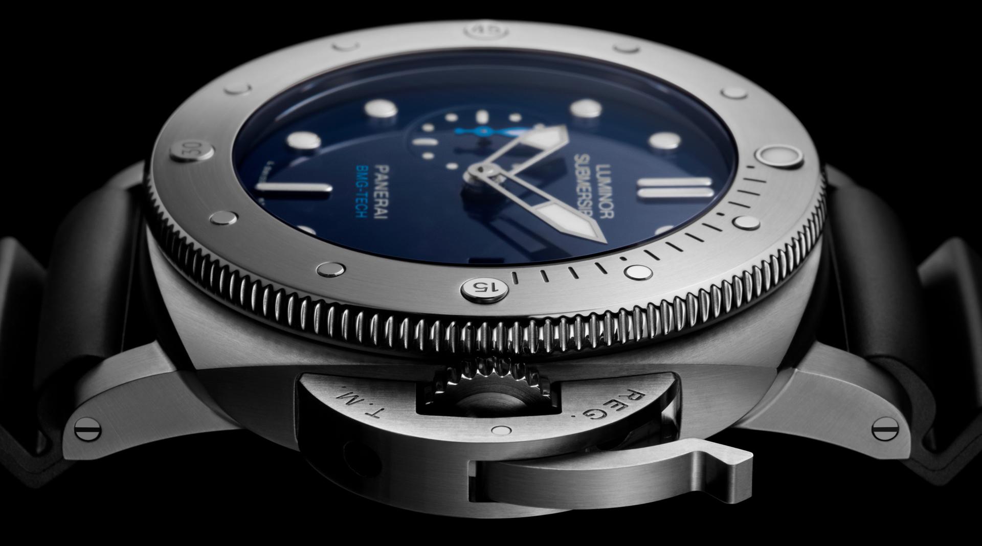 Panerai Luminor Submersible 1950 BMG-TECH 3 Days Automatic side