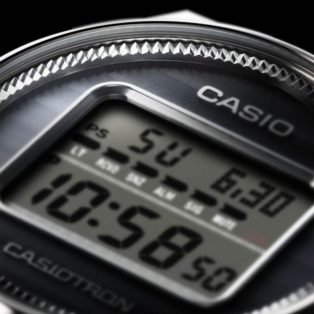 Casio Casiotron TRN-50 dial side