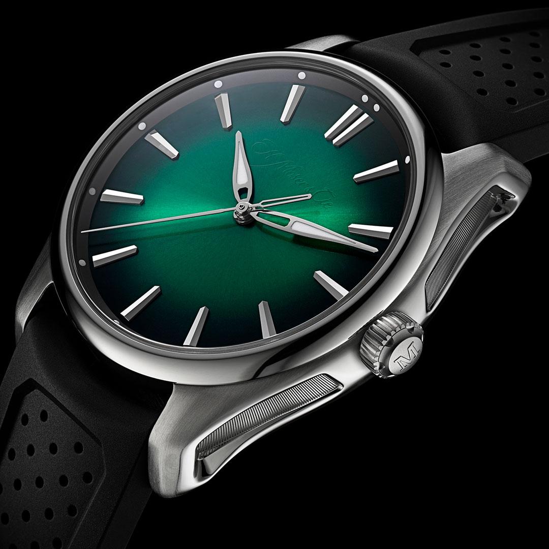 H. Moser & Cie Pioneer Centre Seconds Green editions ref. 3201-1201 cosmic green side