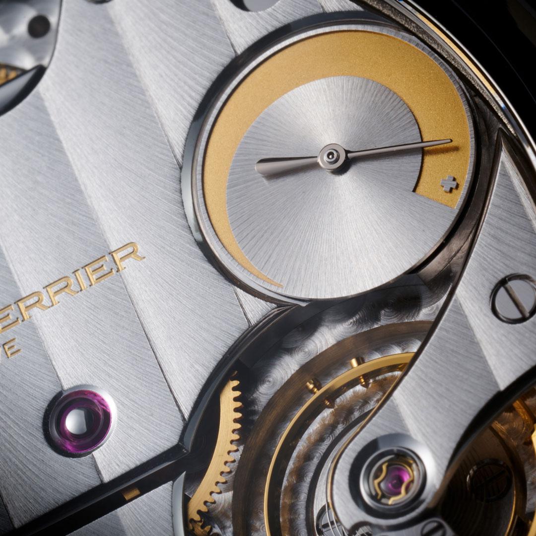 Laurent Ferrier Classic Moon in Blue or Silver ref. LCFO39 power reserve