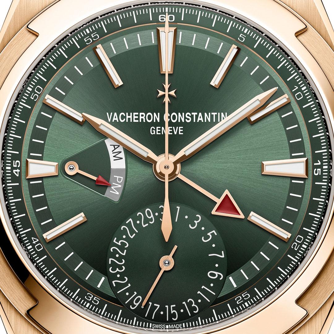 Vacheron Constantin Overseas Dual Time Sunburst Green ref. 7920V/210R-B965 dial
