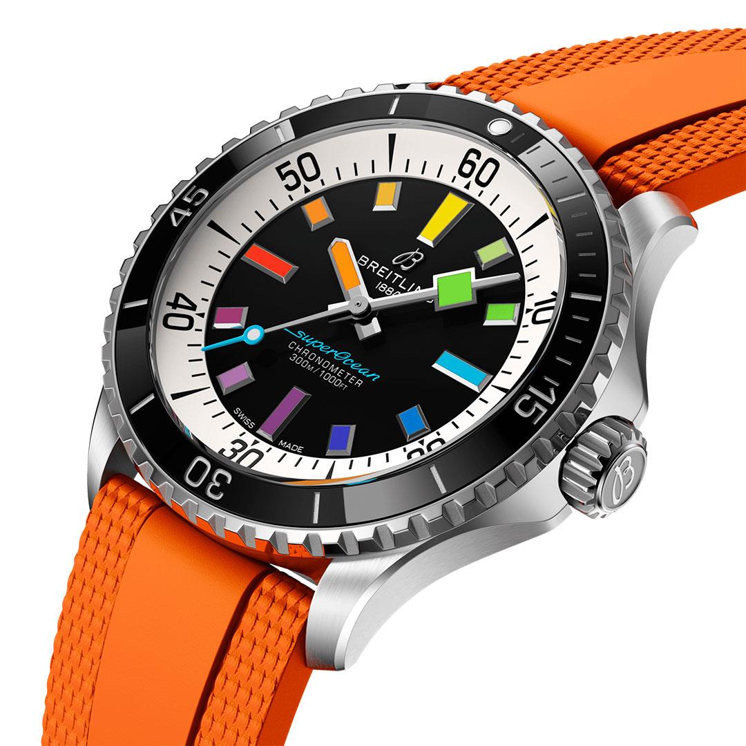 Breitling Superocean Automatic 42 mm orange ref. A17375211B2Sx side