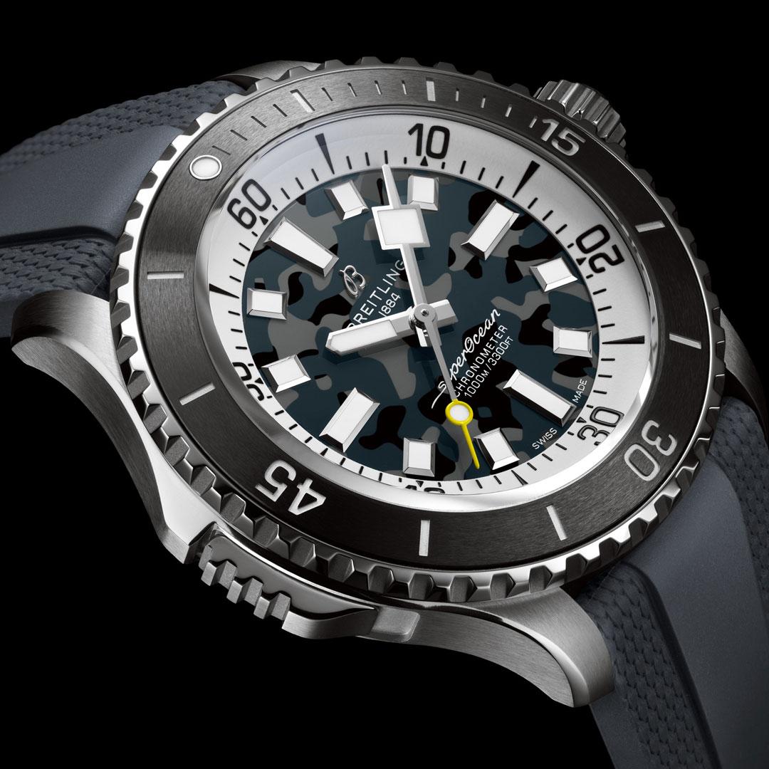 Breitling Superocean Automatic 46 Super Diver Camouflage Dial ref. E10379 black side