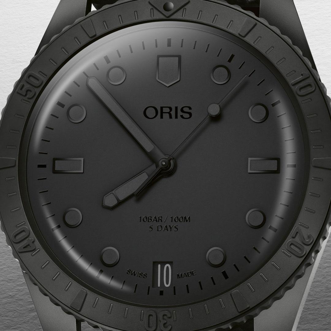 Oris Divers Sixty-Five Holstein Edition 2024 ref. 01 400 7794 4784 dial
