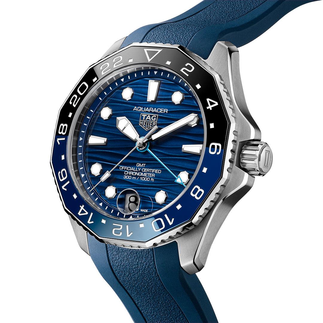 TAG Heuer Aquaracer Professional 300 Date GMT ref. WBP5114.FT6259 blue with rubber strap