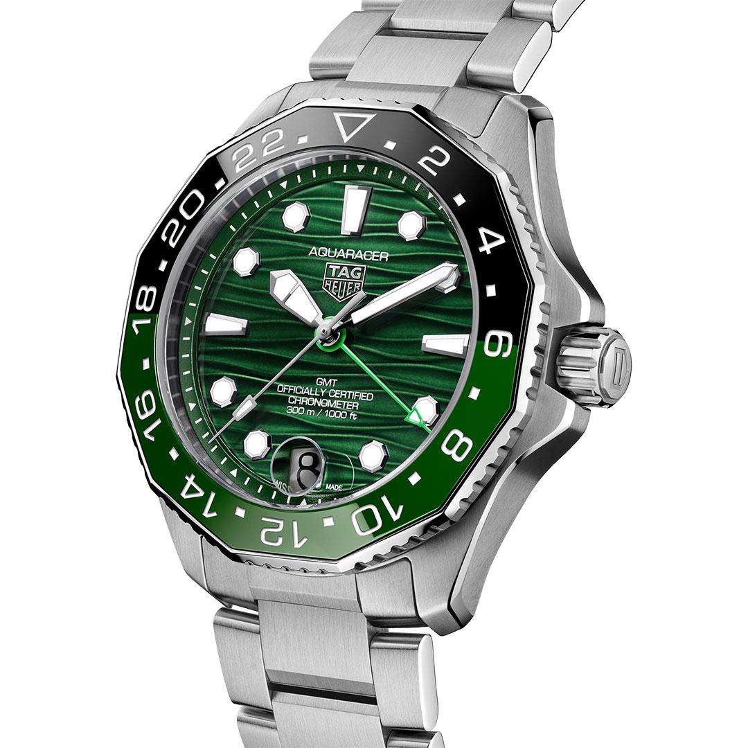 TAG Heuer Aquaracer Professional 300 Date GMT ref. WBP5115.BA0013 green with bracelet