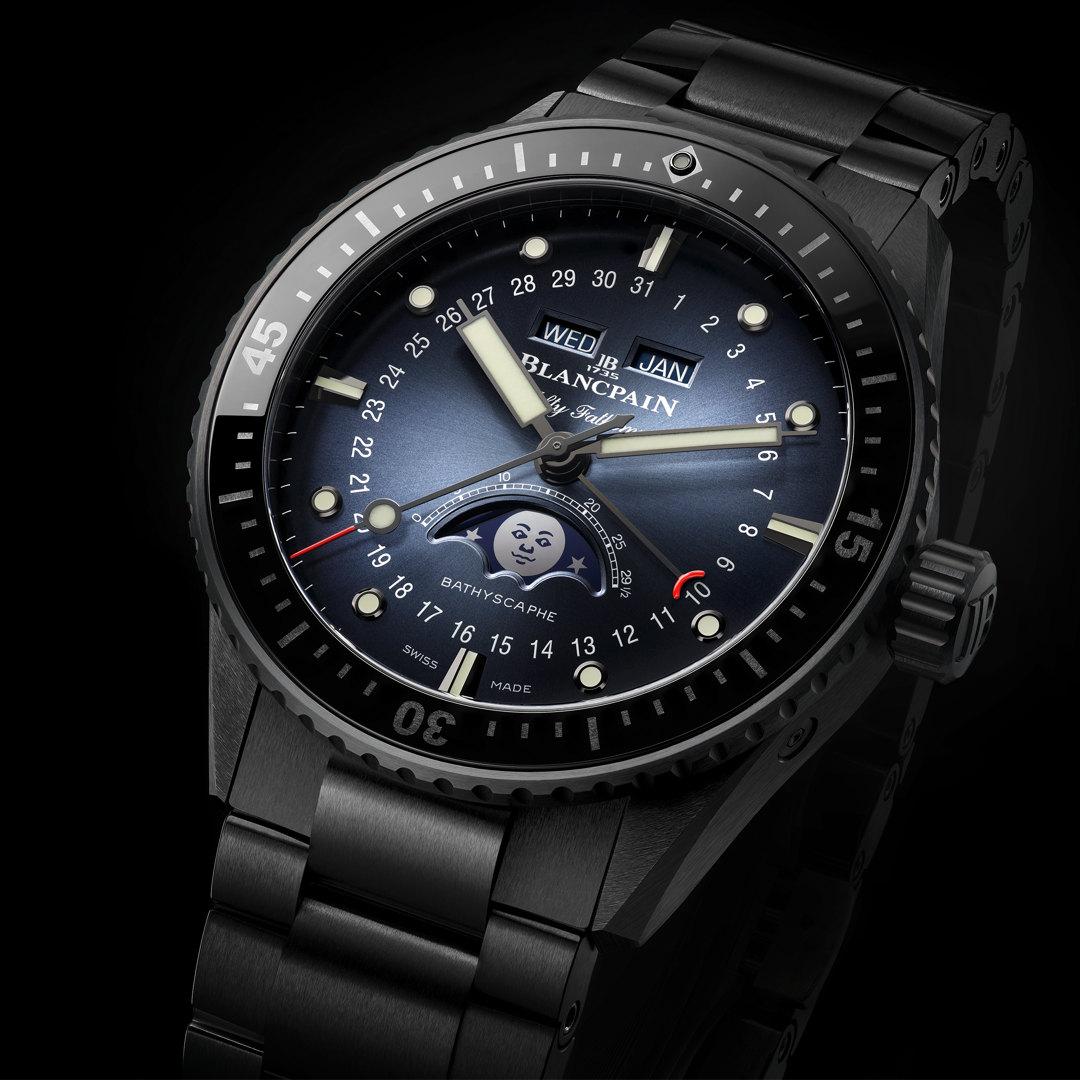 Blancpain Fifty Fathoms Bathyscaphe Quantième Complet Phases de Lune ref. 5054 top