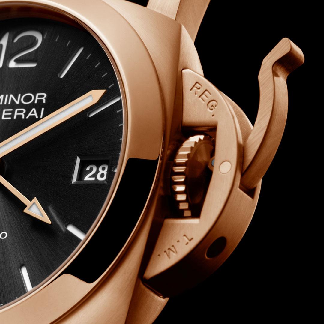 Panerai Luminor Quaranta BiTempo Goldtech ref. PAM01641 side