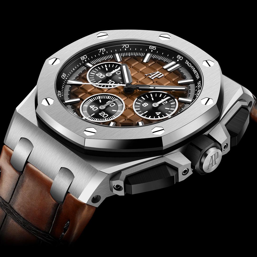 Audemars Piguet Royal Oak Offshore Selfwinding Chronograph 43 mm Smoked Bronze ref. 26420ST.OO.A828CR.01 side