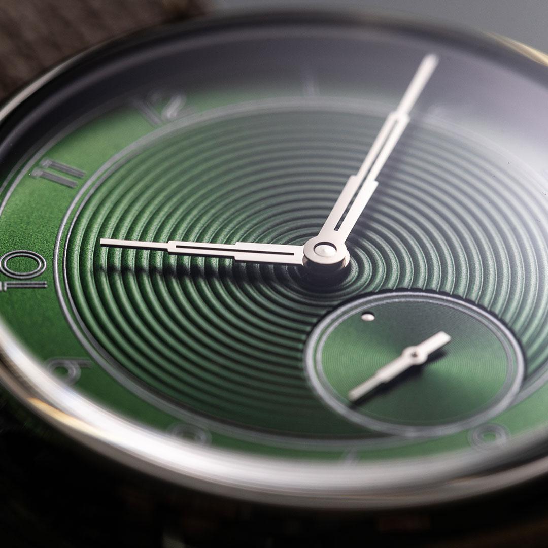 Louis Erard La Petite Seconde Metropolis Green x The Horophile ref. 34248AA69.BVA158 dial detail