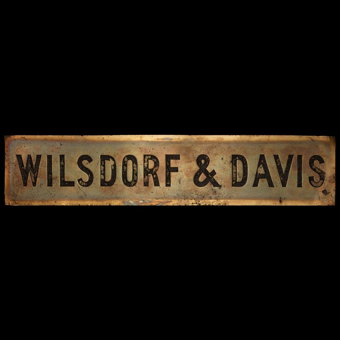 Nameplate Wilsdorf & Davis (1905)