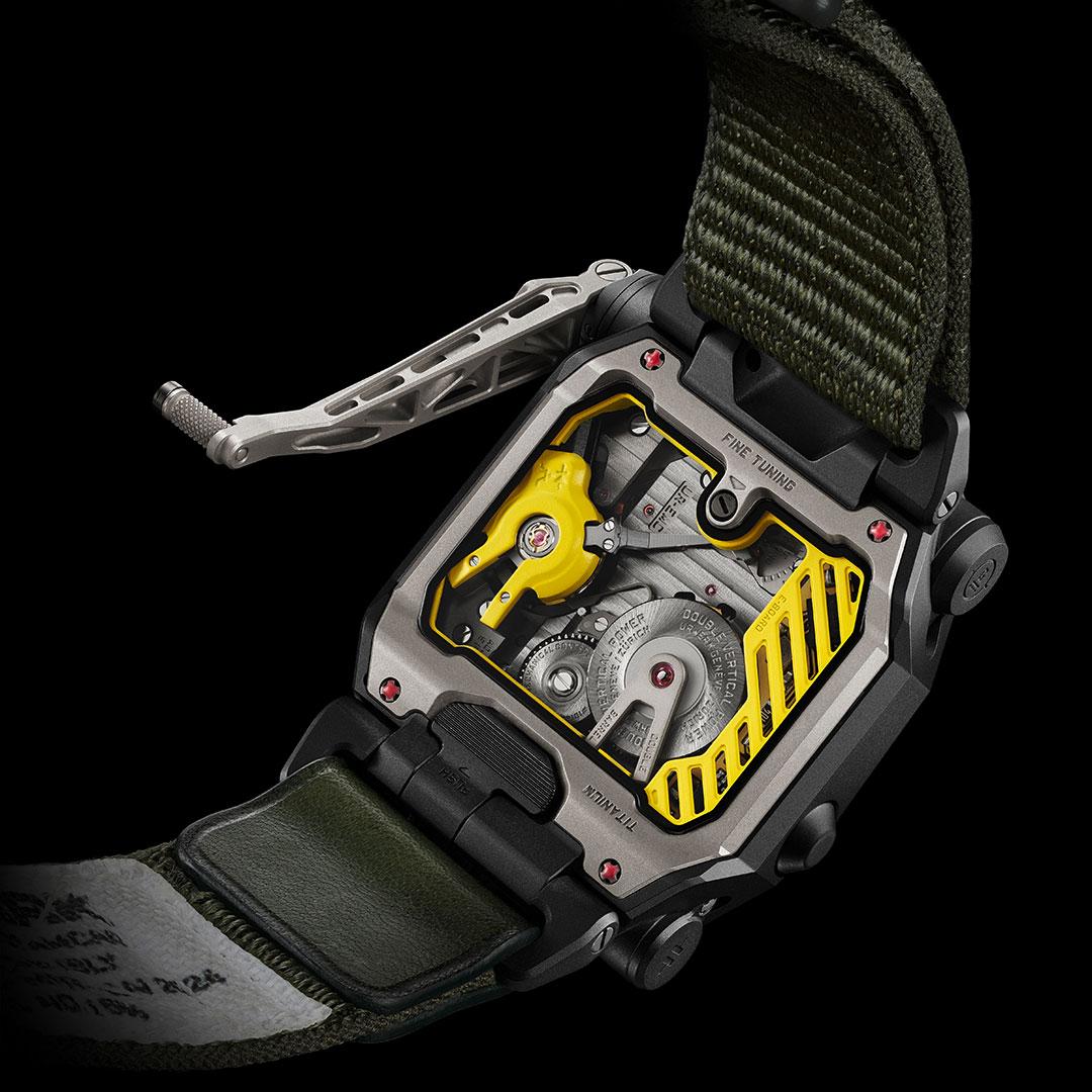 Urwerk EMC SR-71 back