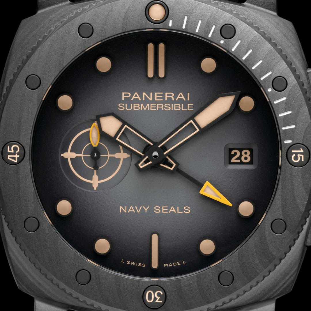 Panerai Submersible QuarantaQuattro GMT Navy SEALs Carbotech ref. PAM01513 dial