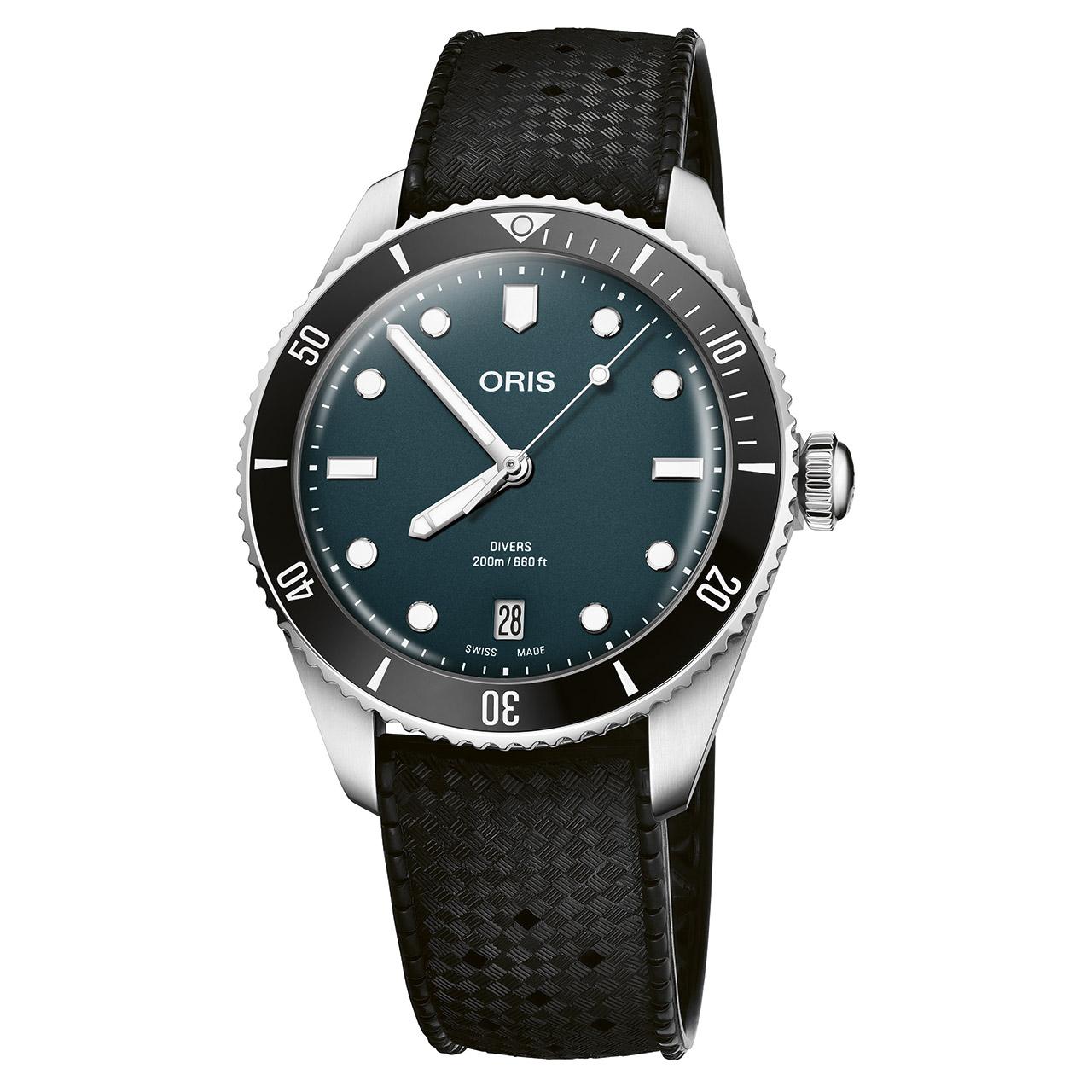 Oris Divers Date 39 mm ref. 733 7795 4054 blue rubber