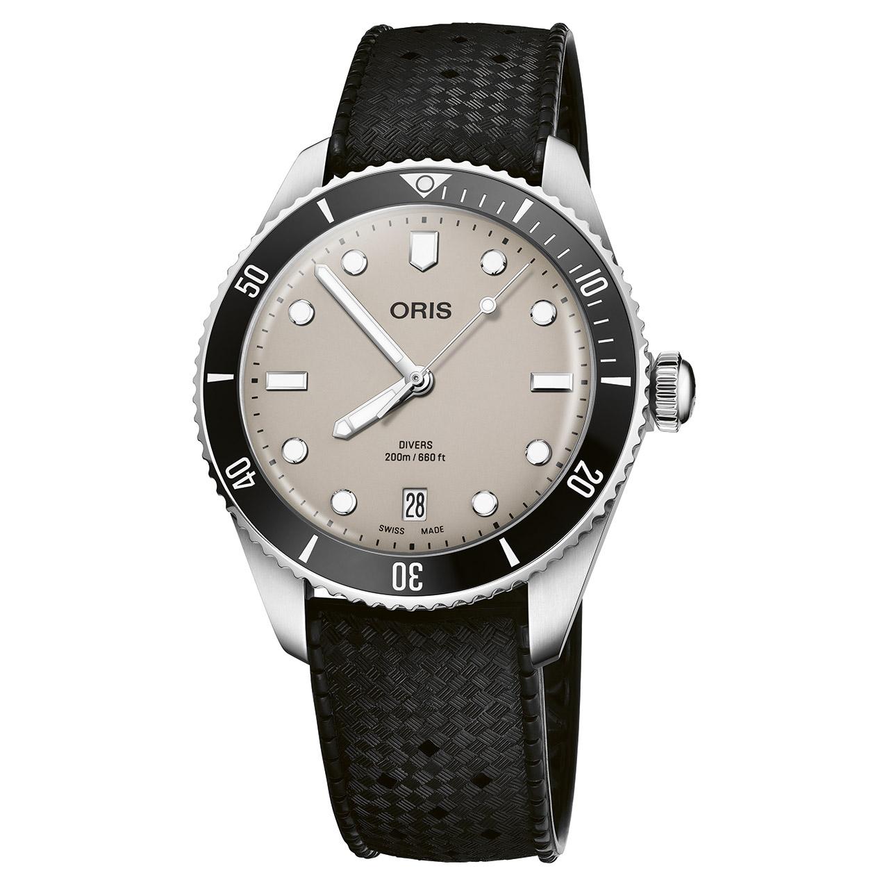 Oris Divers Date 39 mm ref. 733 7795 4055 beige rubber