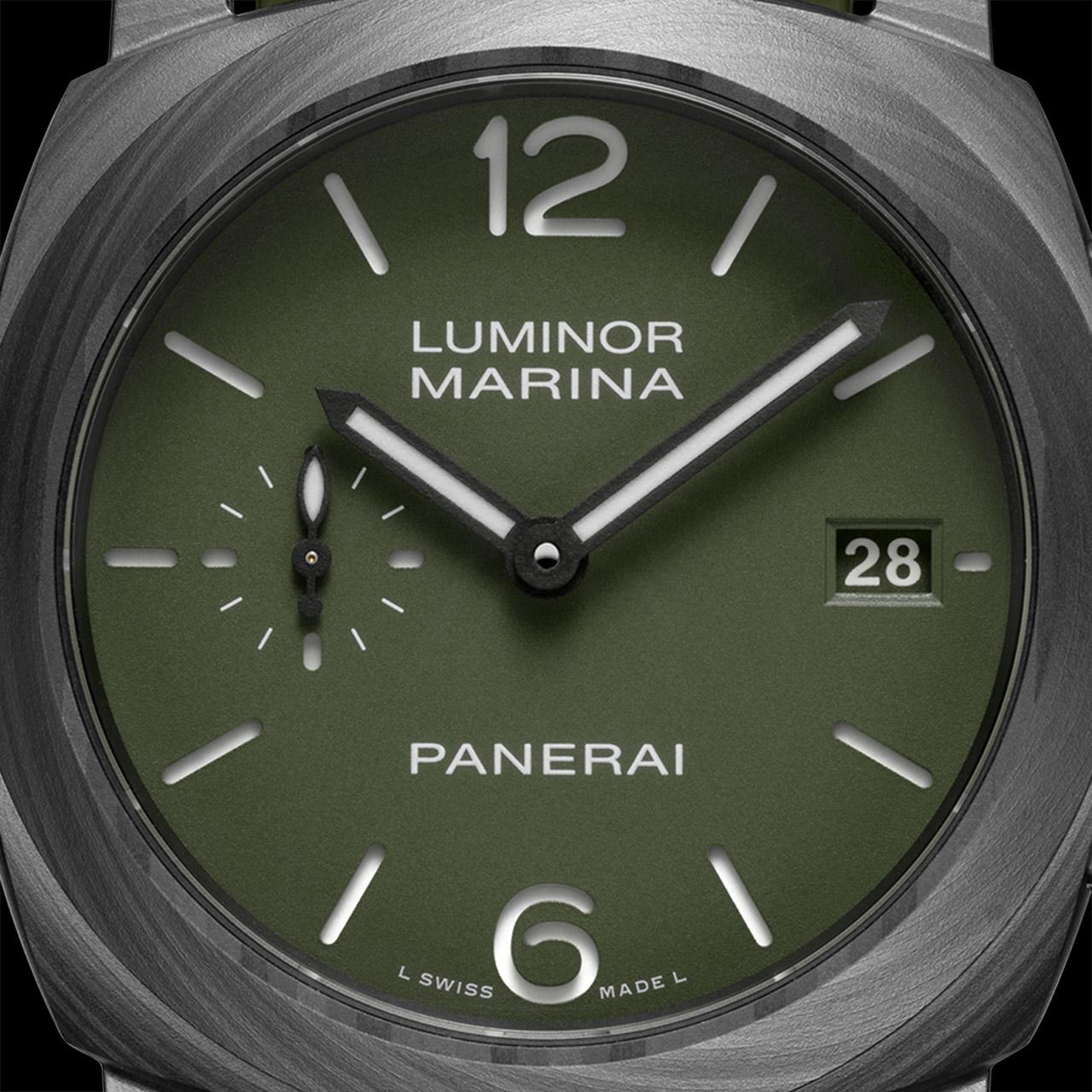 Panerai Luminor Quaranta Carbotech Matt Green ref. PAM01526 dial