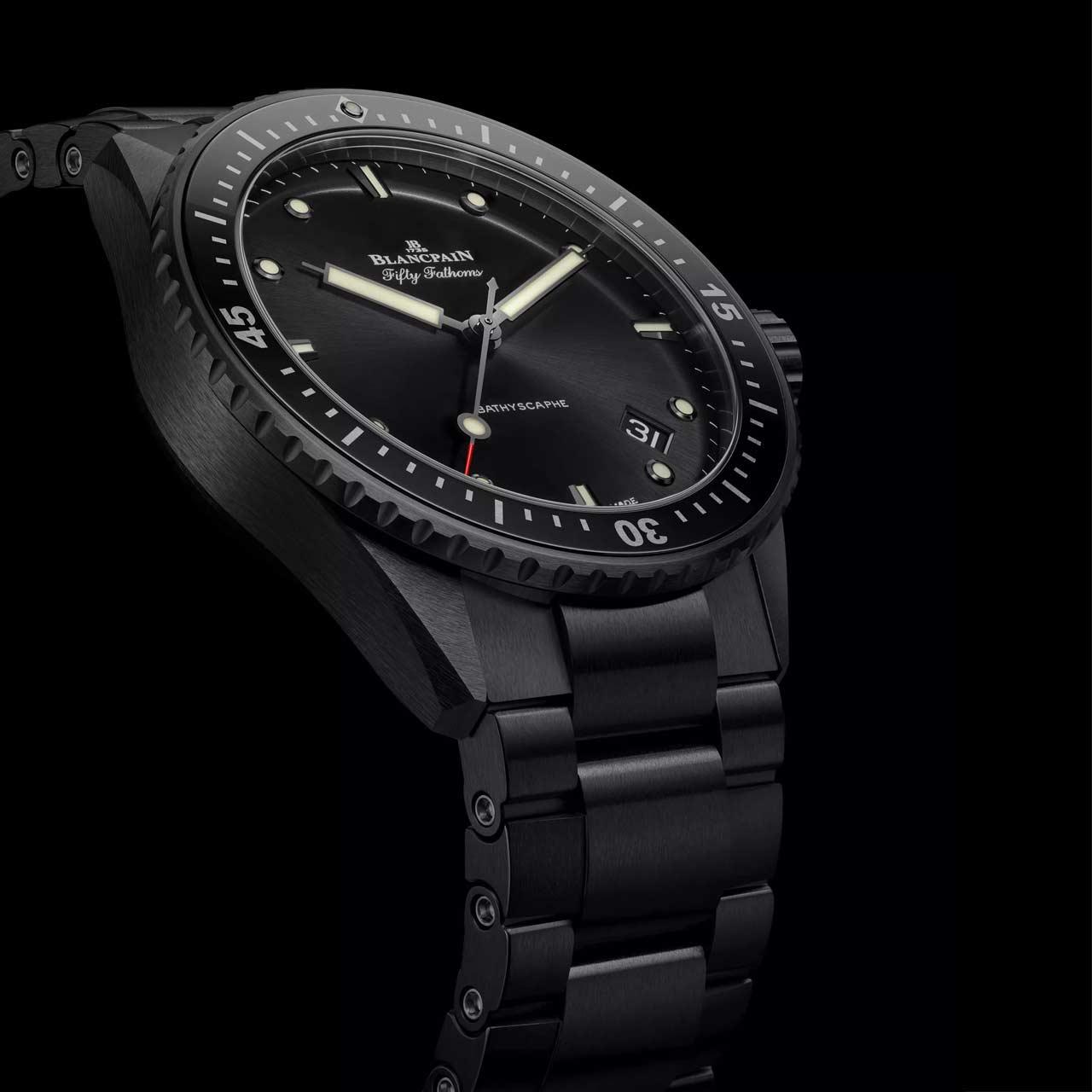 Blancpain Fifty Fathoms Bathyscaphe Ceramic ref. 5000-0130-01S (black, bracelet) side