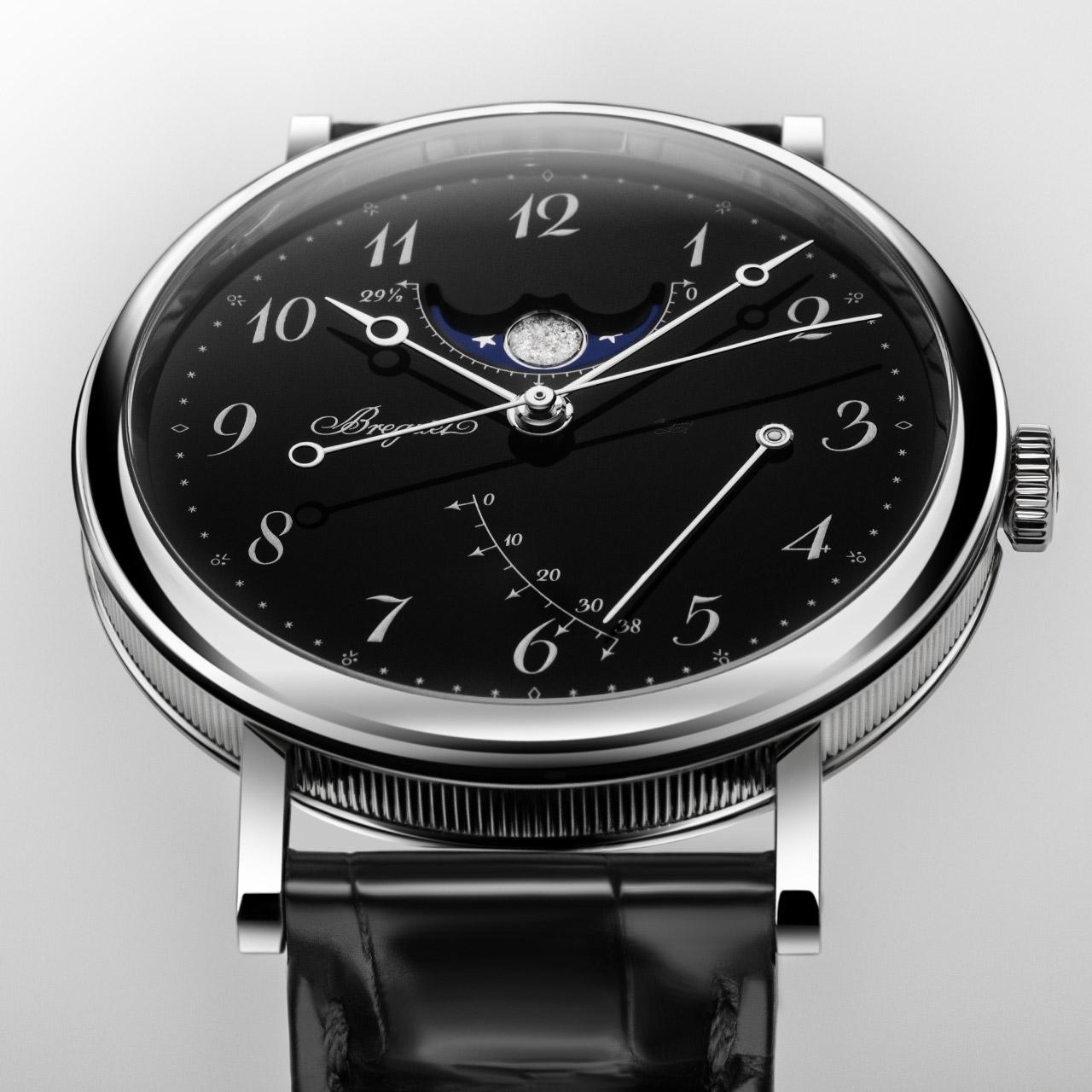 Breguet Classique Phase de Lune 7787 Platinum Black ref. 7787PT/2N/9VU band